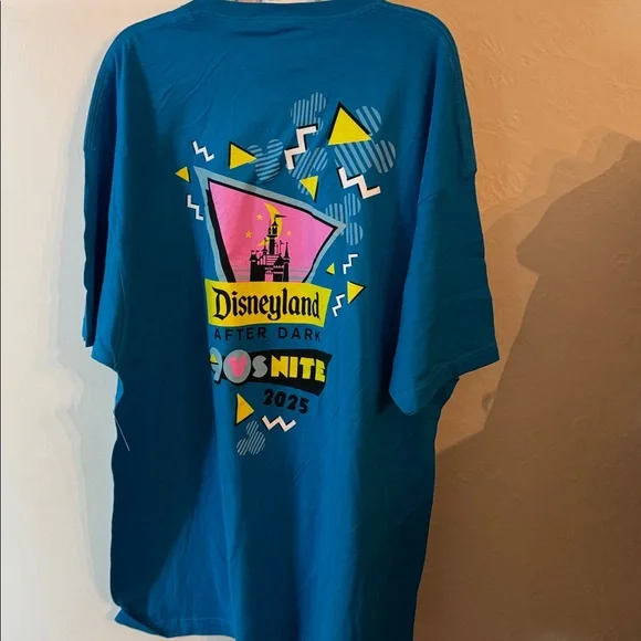2025 Disneyland 90’s Nite Event S/S Unisex Tee - Picture 4 of 6